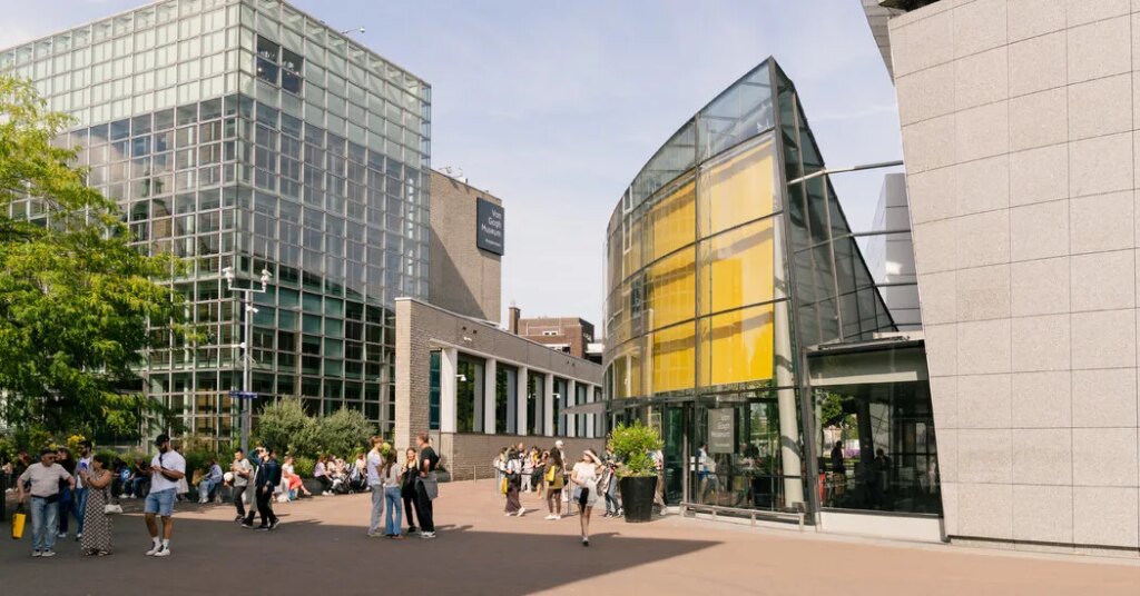Van Gogh Museum Says It Reached Funding Deal and Won’t Have to Close