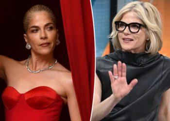 ‘Abusive’ Selma Blair left flight attendants with bloody nose, bite marks, 911 dispatch audio reveals