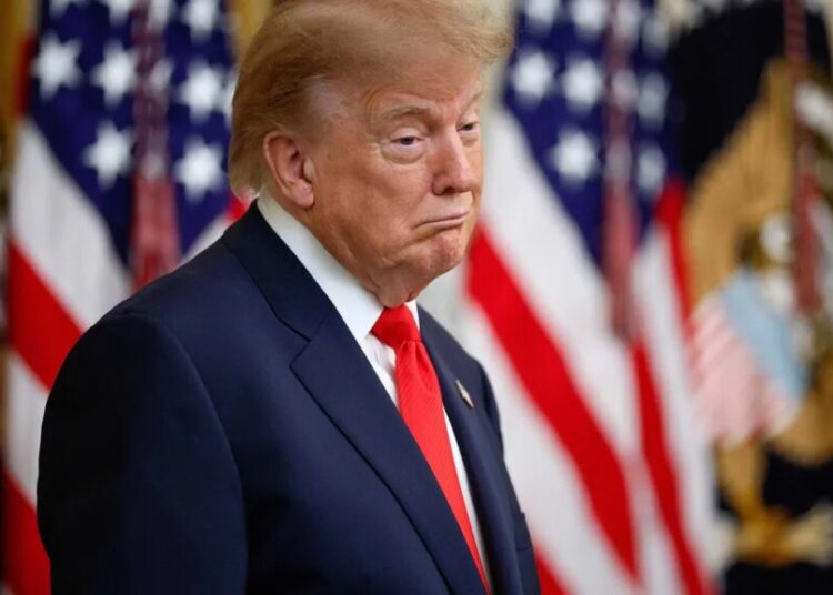 Another Republican senator quietly deletes Trump from campaign amid grueling midterm bout