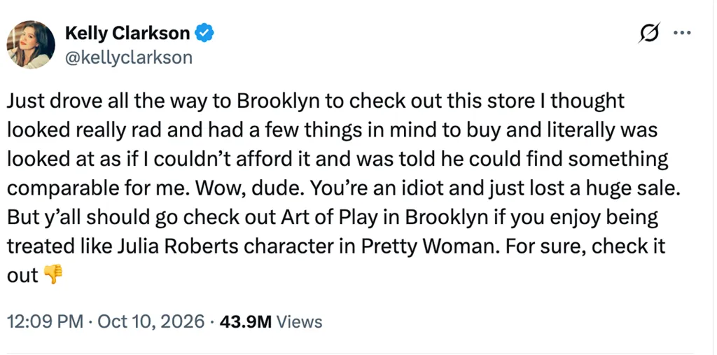 A screenshot of a social media post by Kelly Clarkson recounting a poor shopping experience at a store in Brooklyn.