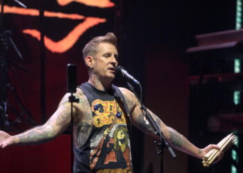 The ghost of Brent Hinds haunts Mastodon’s emotional Hollywood Palladium show