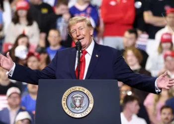 Disgust after ‘old creep’ Trump dishes out backhanded compliment to MAGA darling: ‘Pig’
