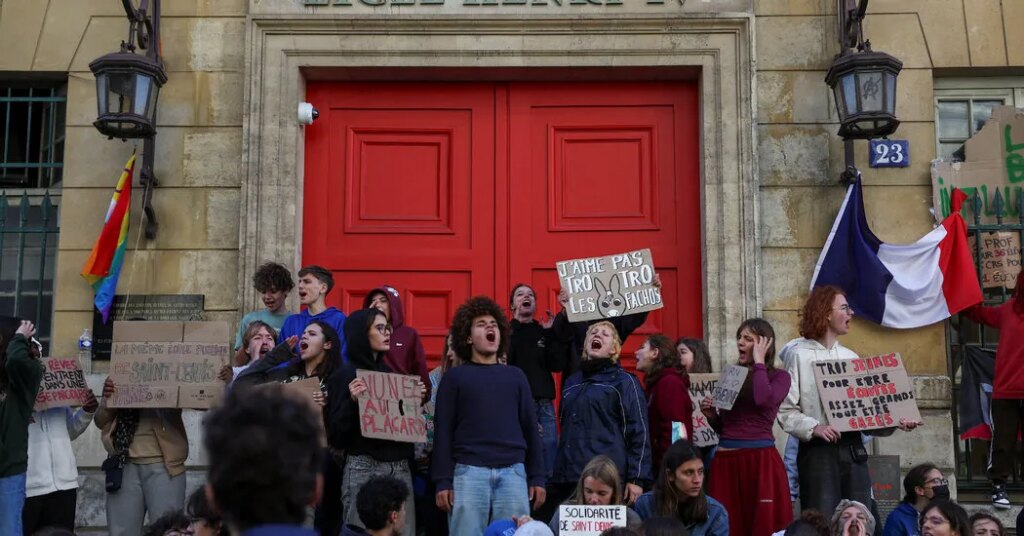 Macron Dreamed of Reviving France, but His Term Is Ending in Crisis