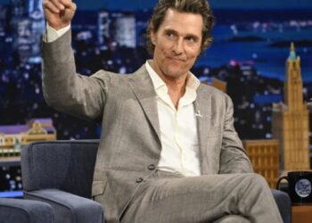 Despite his $200 million success, Matthew McConaughey spent a weekend in the desert reading 20 years of bad reviews—he says some of them had ‘a point’