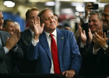 Ken Paxton took campaign funds from donors with interests before his office