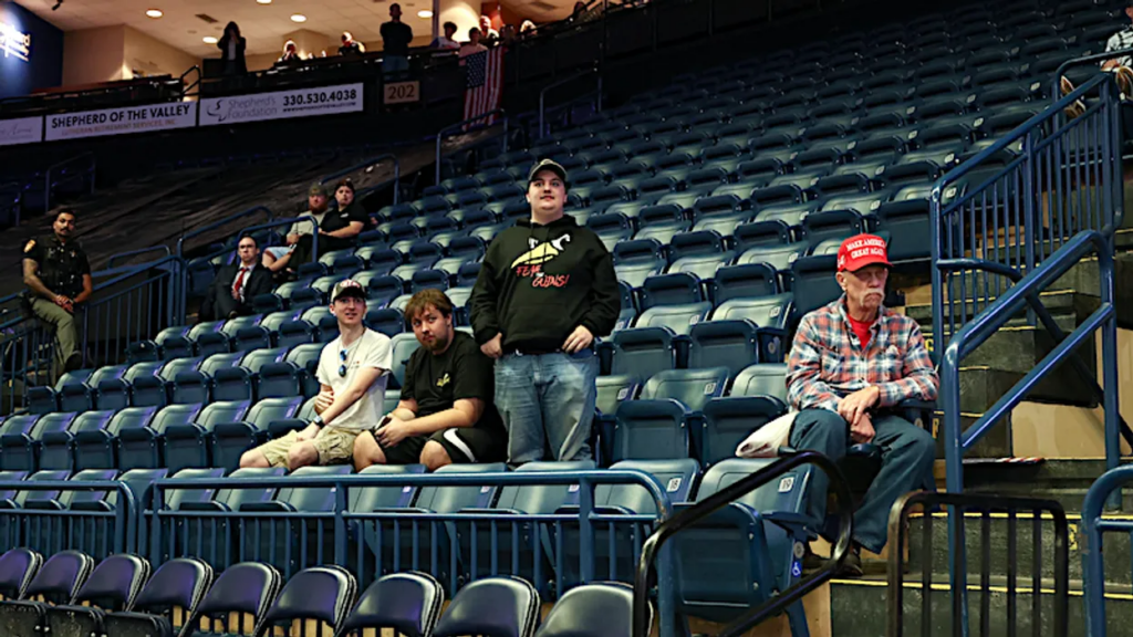 ‘I fell for it’: Trump’s Rust Belt voters bail as his Ohio rally plays to empty seats