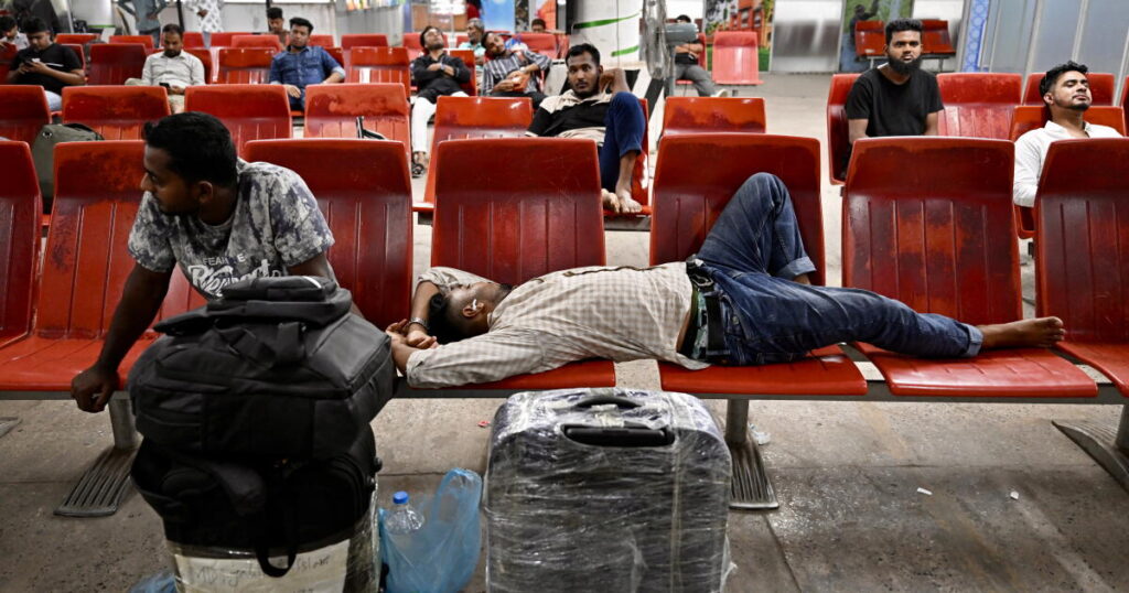 Saudi Arabia faces a grim choice as Houthis intensify attacks on airports and oil sites