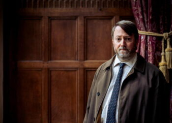 David Mitchell loves TV, comedy and mystery. By starring in ‘Ludwig,’ he’s ‘completed the set’
