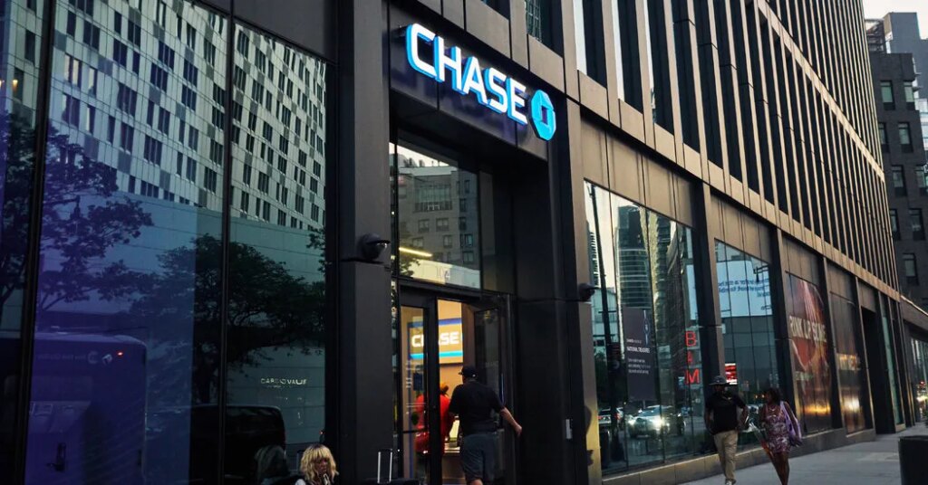 Higher Interest Rates Take Bite Out of JPMorgan’s Profits