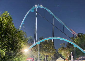 Six Flags shuts roller coasters at six parks after death in Georgia