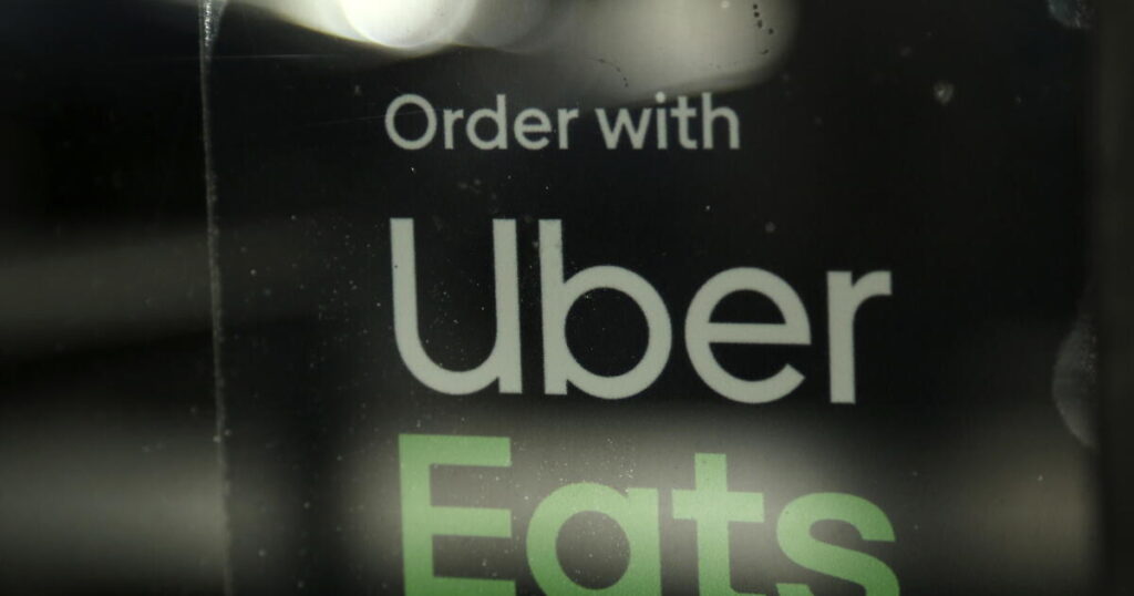 Uber executive overseeing robotaxi push to leave amid leadership departures