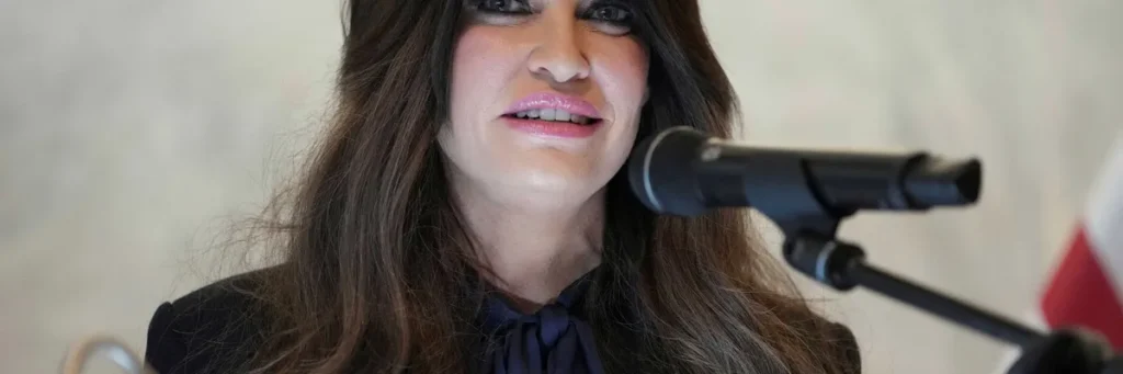 Trump humiliated Kimberly Guilfoyle just hours after donor scandal blew up in her face