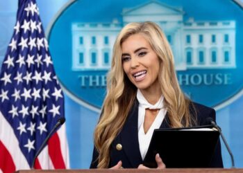 Jen Psaki stupefied as Trump’s new press secretary’s ‘uncomfortable’ first day implodes