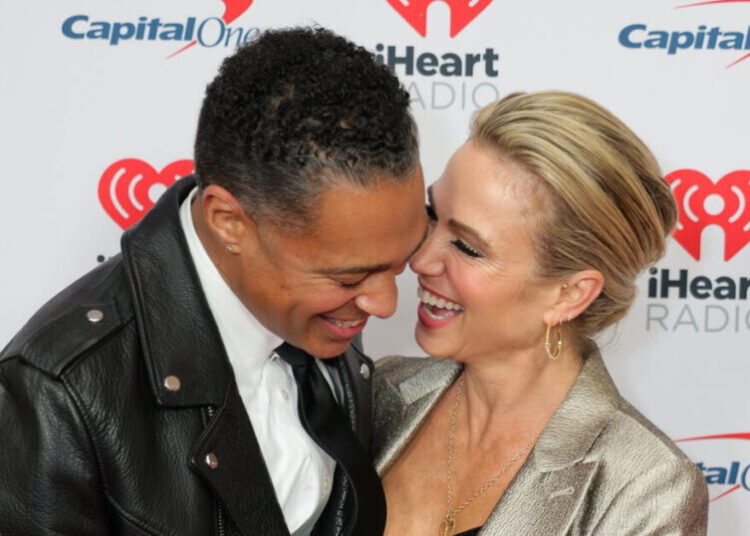 Amy Robach and T.J. Holmes are married 4 years after love affair led ABC to fire them