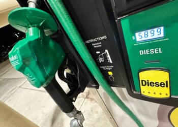 Prices increased sharply in September in last inflation report ahead of elections
