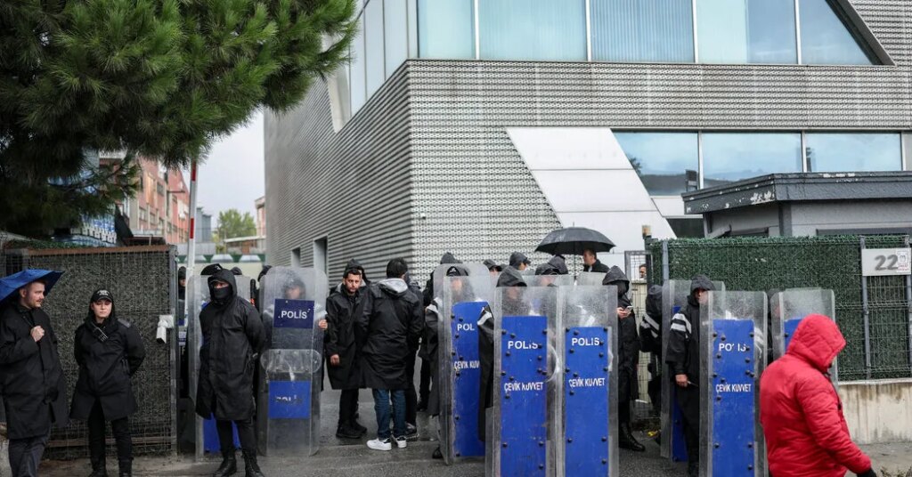 Turkey Raids Pro-Opposition TV Station
