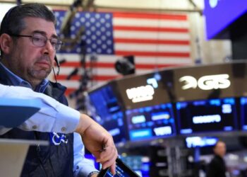 ‘No!’ Fox Business panics as Wall Street bet spells midterm disaster for GOP