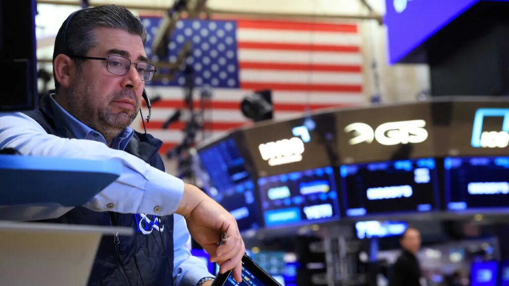‘No!’ Fox Business panics as Wall Street bet spells midterm disaster for GOP