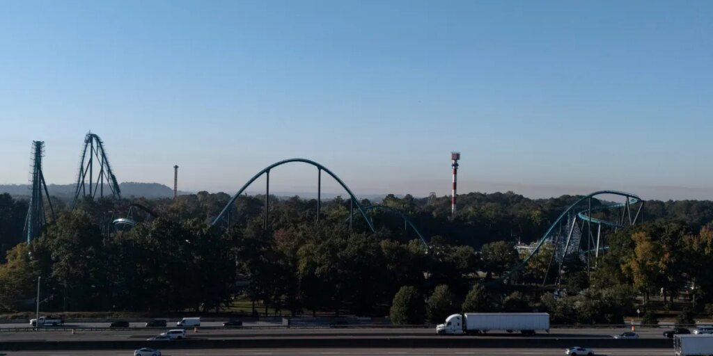 ‘Who’s watching those in these organizations?’: Experts and policymakers look to close ‘loophole’ regulations on park rides following Six Flags’ death