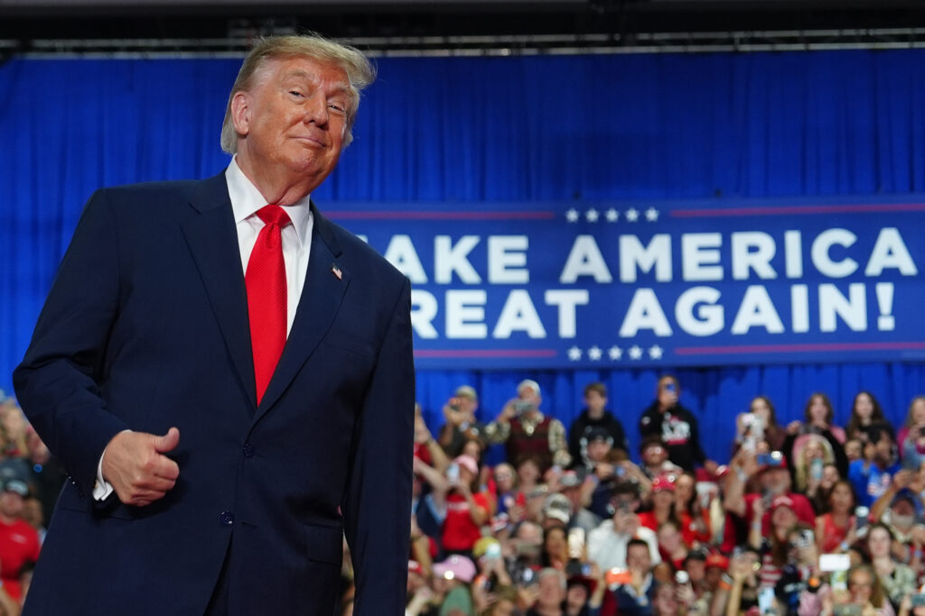 Trump’s Truth Social faces a sharp decline in traffic