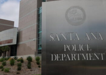 Man seen in video being punched by Santa Ana police will not face charges in that arrest