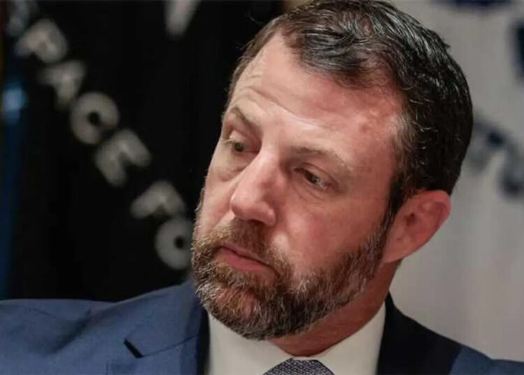 ‘Sick and tired’ ex-MAGA insider unloads on Trump admin over Dem investigation