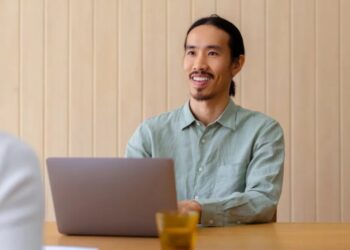 Gen Z founders are hiring while Boomers’ corporate America freezes out—‘I’ve already proven to myself that I can thrive in this’