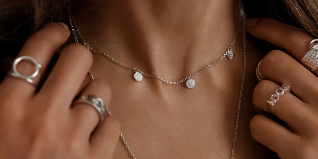 Amazon pulled a $4 ‘sterling silver’ ring that was 92% cancer-causing cadmium. A jewelry expert warns it’s back