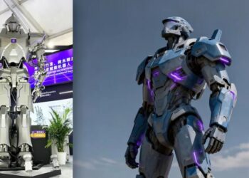 China Builds Actual Giant Mecha