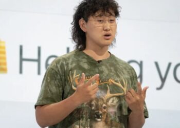 A 44-minute call and a memo: How Alexandr Wang won Mark Zuckerberg’s trust—and a $100 billion-plus AI bet