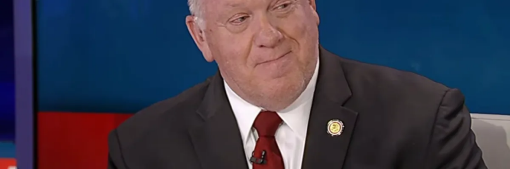 Grinning Tom Homan sends chilling message on Ilhan Omar home raid: ‘I know things’