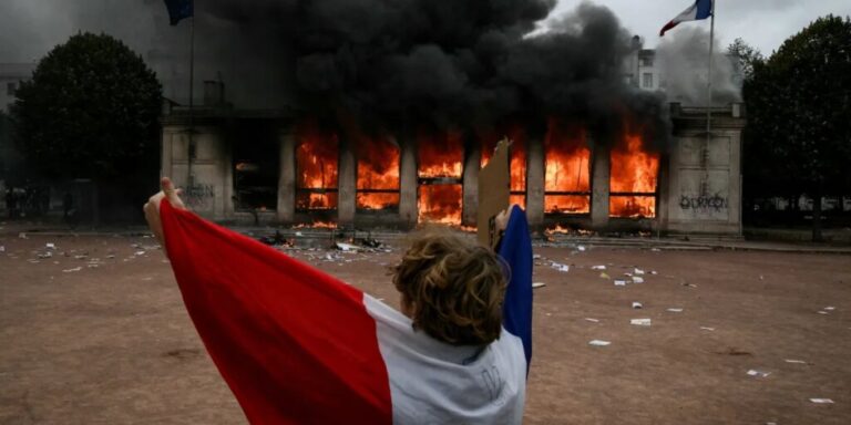 Spring Break 2026 Riot ‘France, truly, is on the brink’ and just days away from a make-or ...
