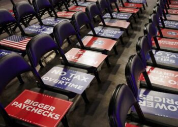 Election guru shifts 10 statehouse chambers — and every one moves against GOP