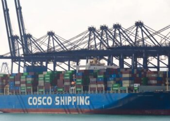 China’s economy grew 4.5% last quarter, yet its export boom risks being ‘a drag on world growth’