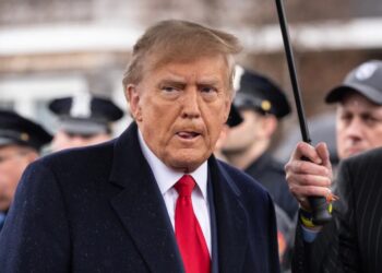 Truth Social Stock Hits All-Time Low as Its Userbase Craters on Trump’s Social Network