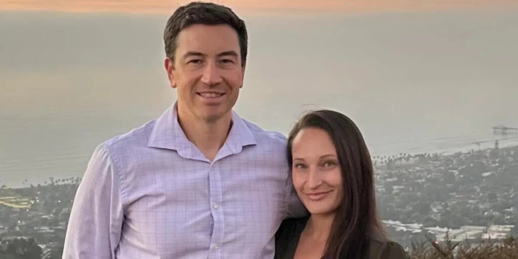 Strangers are paying up to $150 for empty seats at weddings all because one couple ran out of date-night ideas—20,000 people have signed up