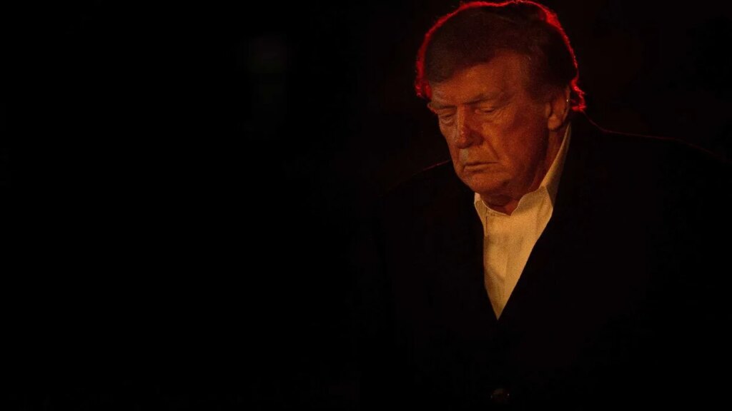 ‘Desperate’ Trump’s slogan to be turned against him as he runs into ‘buzzsaw’: ex-official