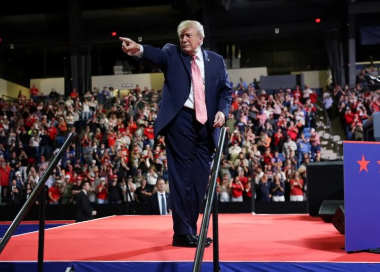 Trump’s sneering ‘lunatic’ jab exposes how he plans to steamroll a Dem Congress