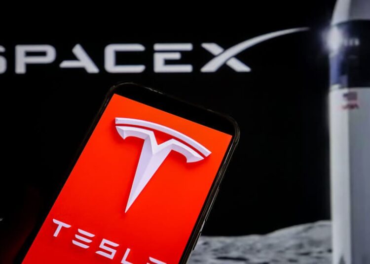 Why Elon Musk Wants to Merge SpaceX and Tesla