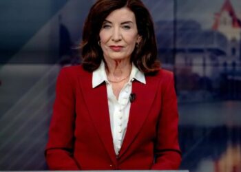 Kathy Hochul defies her own party on Trump’s $26 billion school choice bet: ‘I’m not going to leave money on the table’