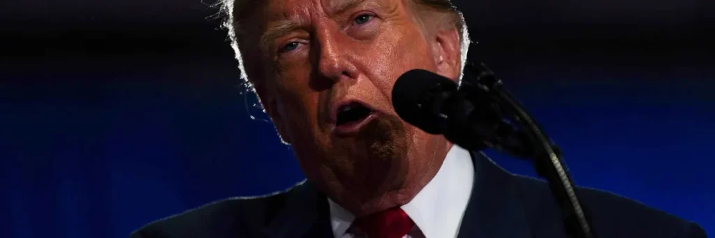 Trump admits he may move White House press reporters in bizarre morning swimming pool rant