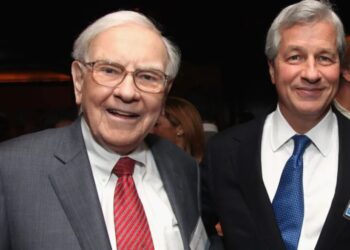 Jamie Dimon poached Warren Buffett’s protégé to run a $10 billion fund—he says Buffett’s response was ‘at least he’s going to you’