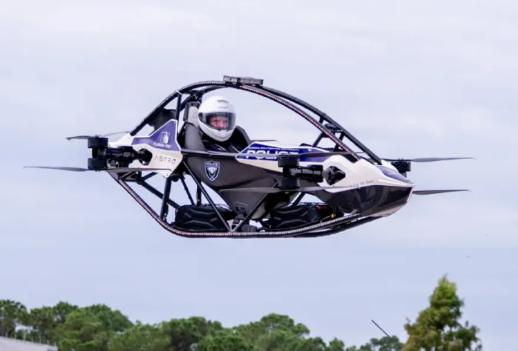 Florida Police Show Off Incredibly Tiny and Goofy Quadcopter That Fits Exactly One Cop at a Time