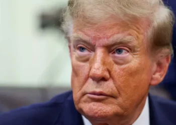 Ex-insider predicts startling end to Trump presidency amid war talks: ‘They hate his guts’