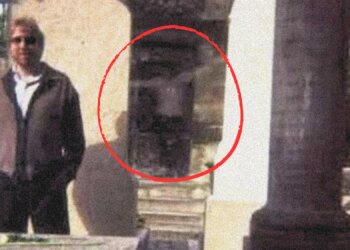 Did Tom Petty Really Capture a Photo of Jim Morrison’s Ghost? Here’s the True Story.
