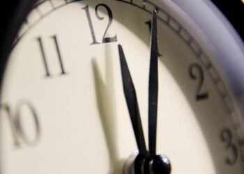 Daylight Saving Time Ends This Week. Here’s How to Best Prepare Yourself for the Time Change
