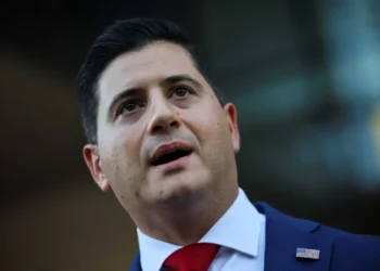 Judge disqualifies MAGA prosecutor trying to obstruct California voters