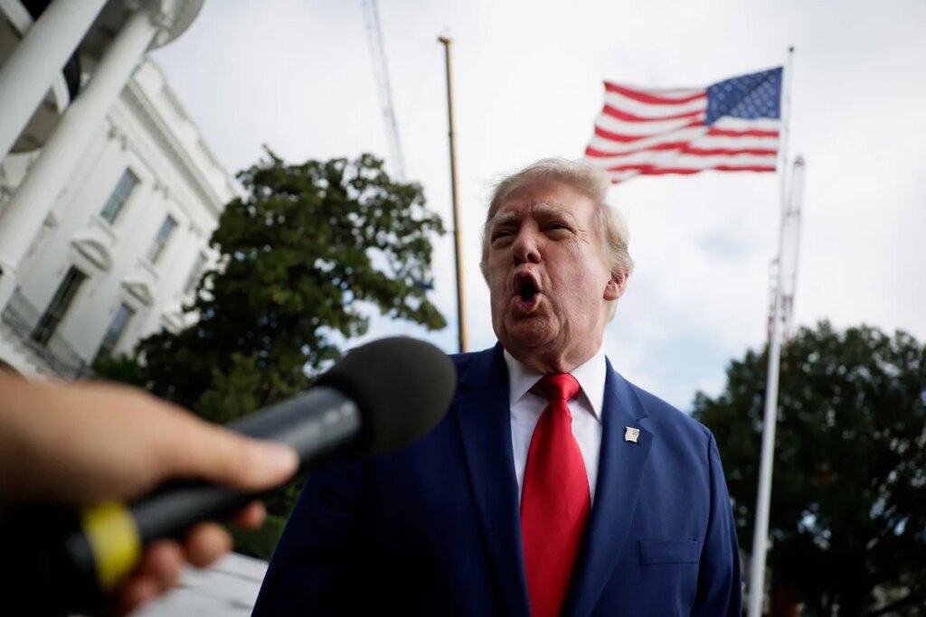 ‘We may have lost the plot’: Republicans privately trash Trump’s closing message