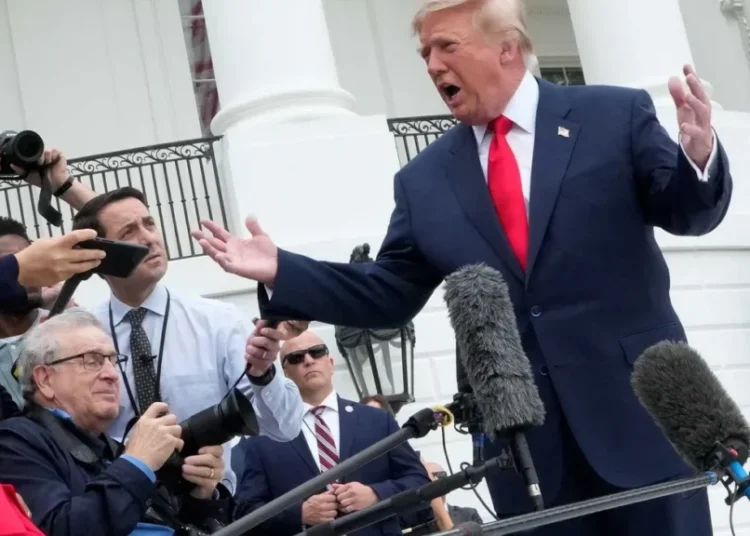 ‘Insane’: Lawmaker sounds the alarm as Trump’s post-midterm war escalation plan