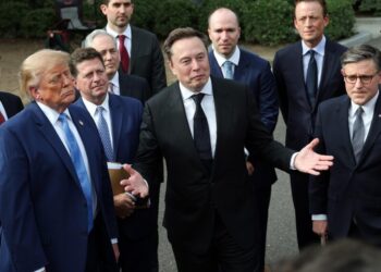 House Democrats Demand Trump Preserve Grok AI Chats After TIME Report